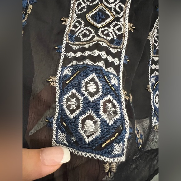 Lucky Brand Embroidered Beads Sheer Black Blouse Size Small - Picture 5 of 6